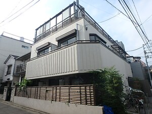 ファミ－ル・アイ外観写真