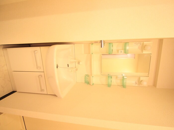 物件内観写真12　(洗面)