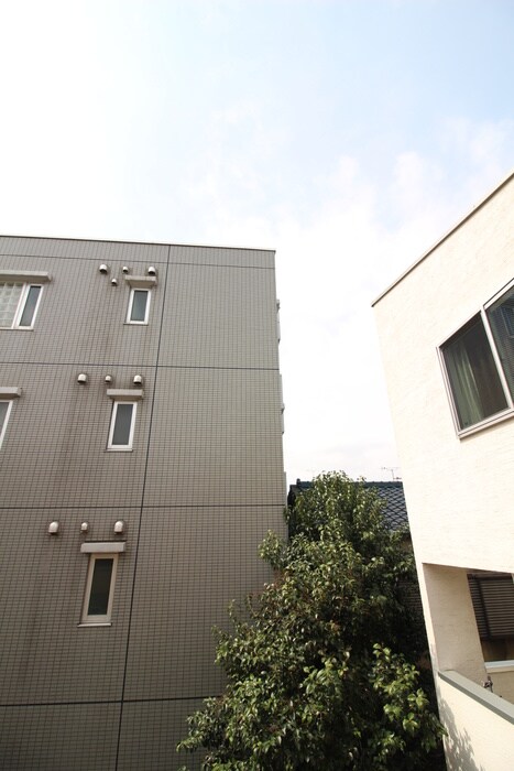 物件内観写真15　(室内からの展望)