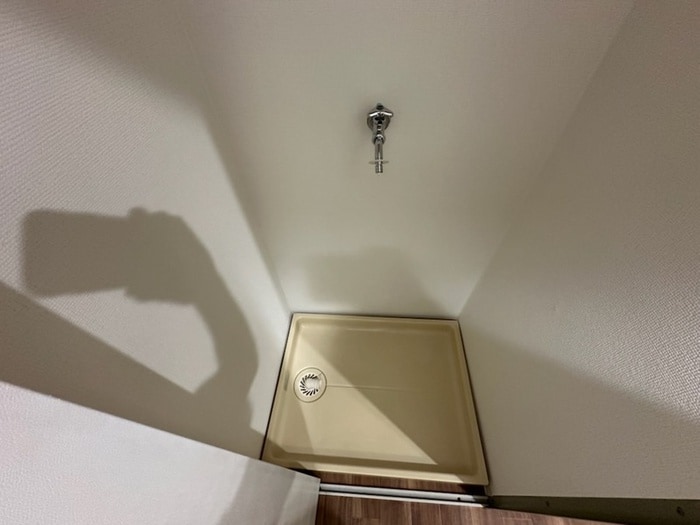 物件内観写真13　(洗濯機置場)