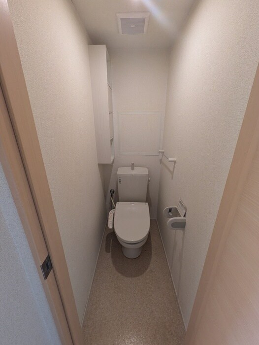 物件内観写真11　(トイレ)