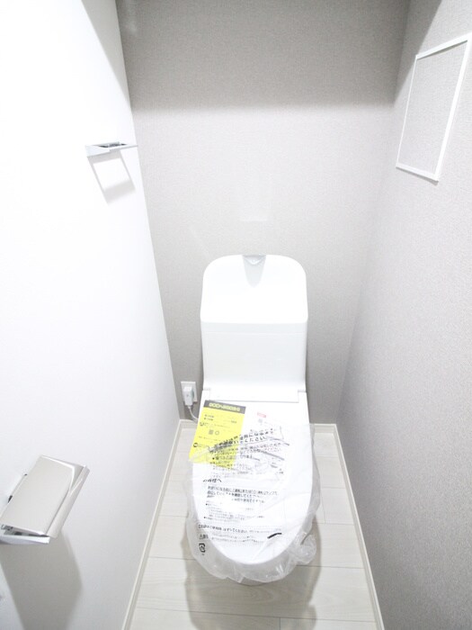 物件内観写真14　(トイレ)