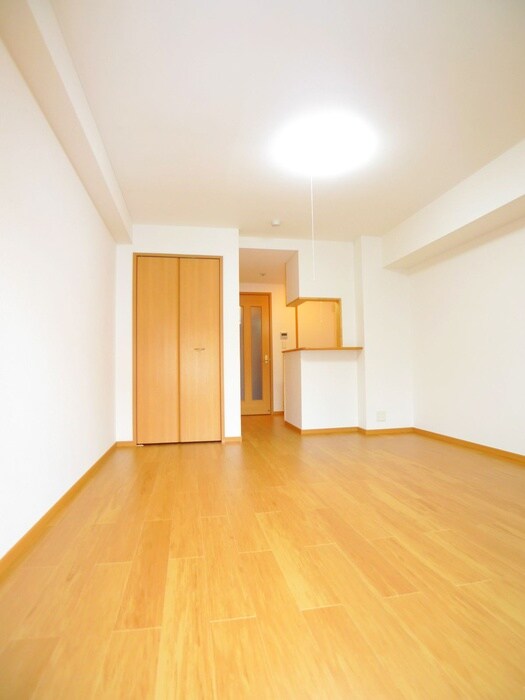 物件内観写真4　(居室)