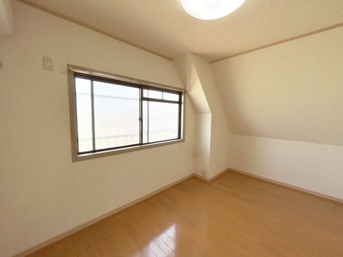 物件内観写真8　(居室)