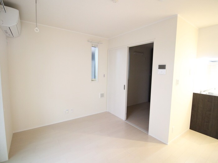 物件内観写真18　(居室)