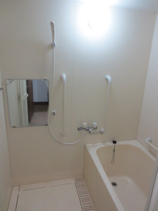 物件内観写真13　(バス／シャワールーム等)