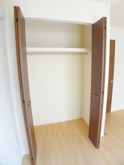 物件内観写真11　(収納)