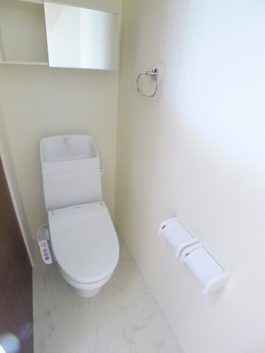 物件内観写真15　(トイレ)