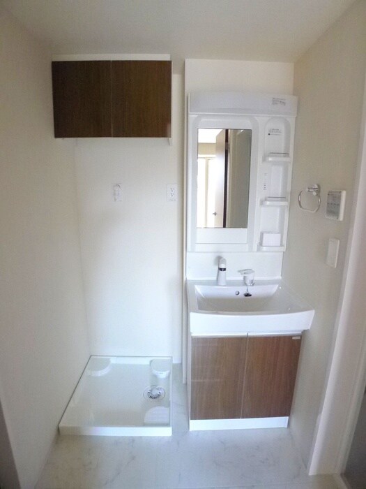 物件内観写真17　(洗濯機置場)