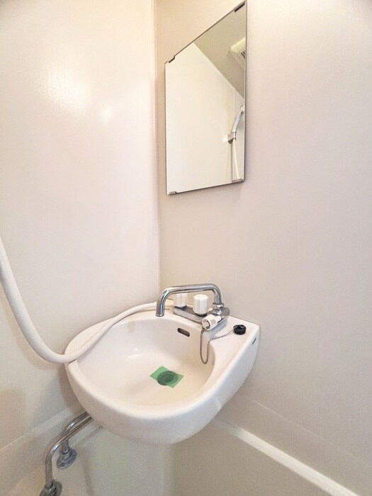 物件内観写真8　(洗面)