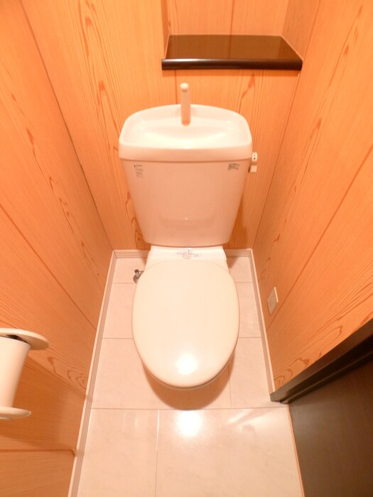 物件内観写真13　(トイレ)