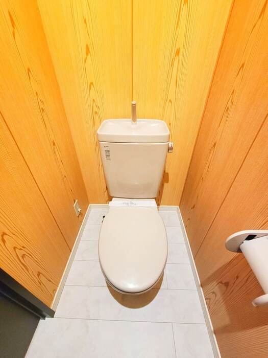 物件内観写真14　(トイレ)