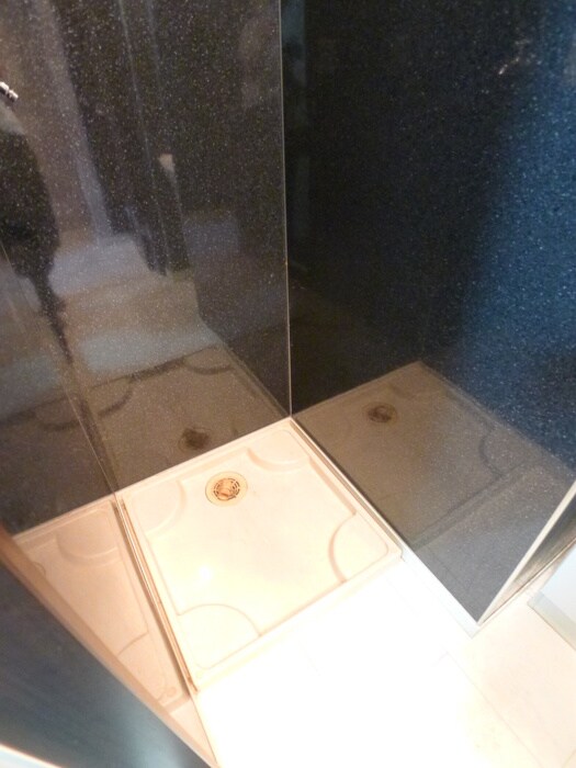 物件内観写真14　(洗濯機置場)