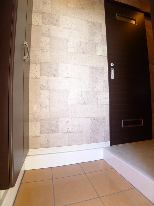 物件内観写真17　(玄関)