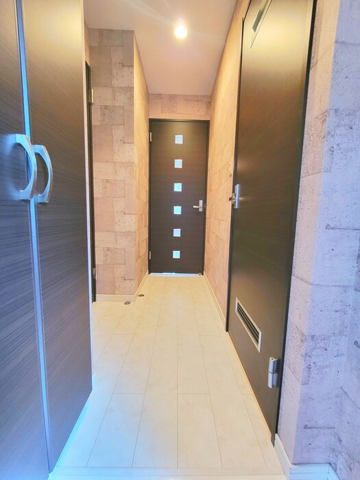 物件内観写真20　(廊下)