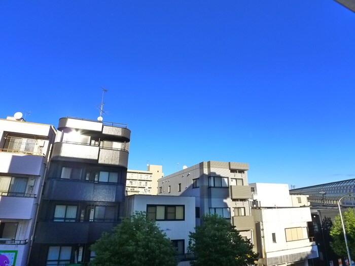 物件内観写真22　(室内からの展望)