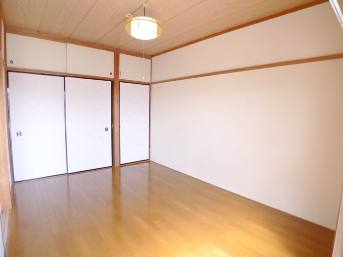 物件内観写真5　(居室)