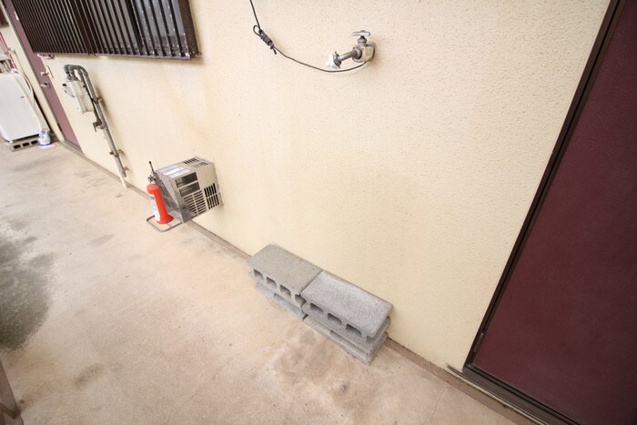 物件内観写真11　(洗濯機置場)