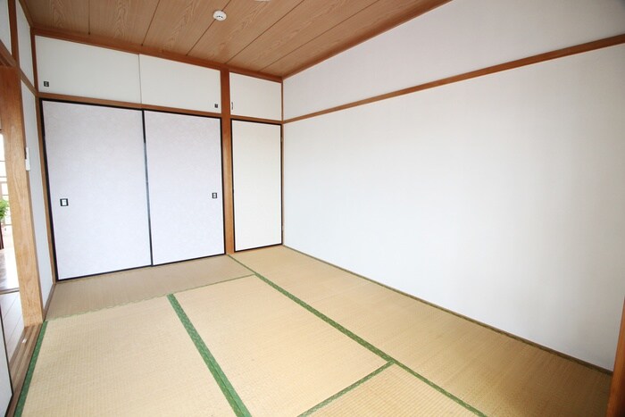 物件内観写真12　(居室)