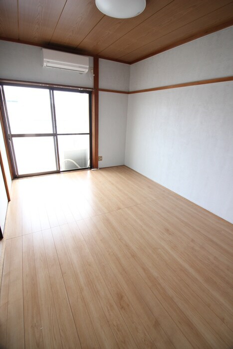 物件内観写真15　(居室)