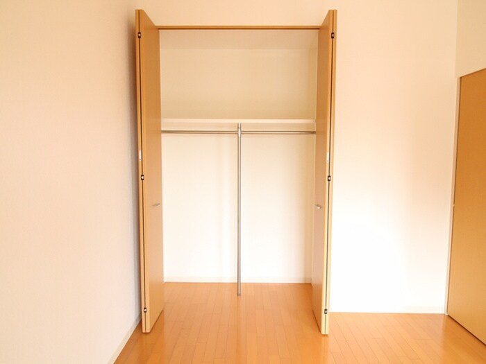 物件内観写真11　(収納)