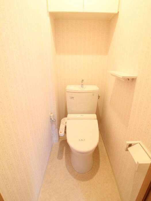 物件内観写真14　(トイレ)