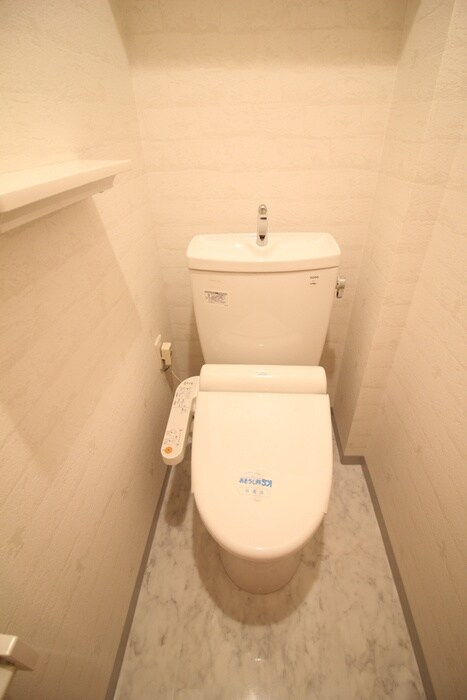 物件内観写真15　(トイレ)