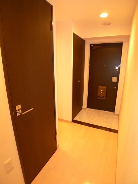 物件内観写真20　(廊下)