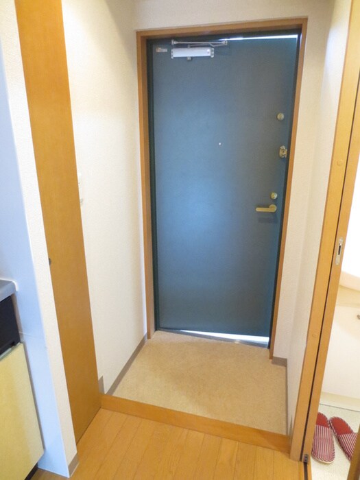 物件内観写真17　(玄関)