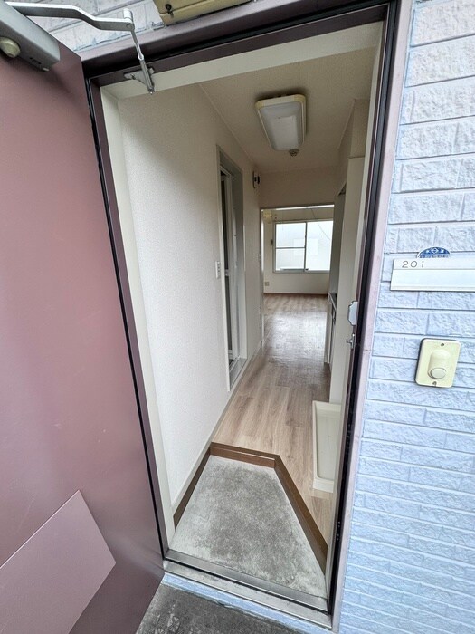 物件内観写真21　(玄関)