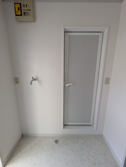 物件内観写真14　(廊下)