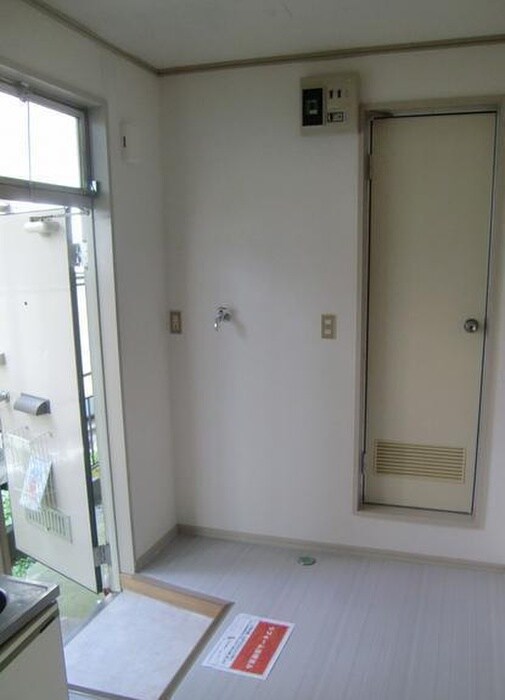 物件内観写真15　(靴箱)