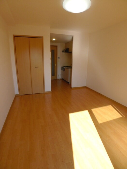 物件内観写真6　(居室)