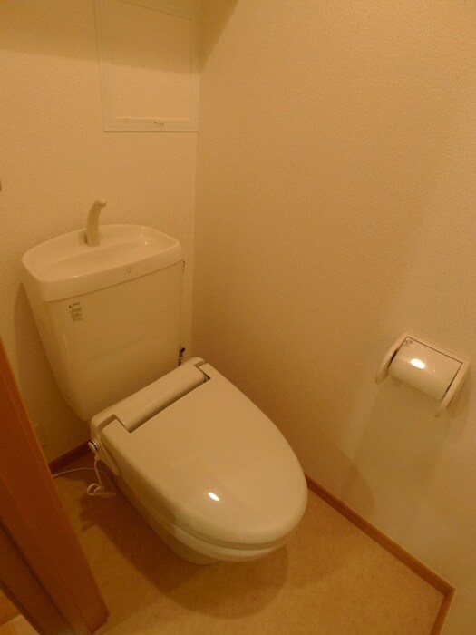 物件内観写真9　(トイレ)