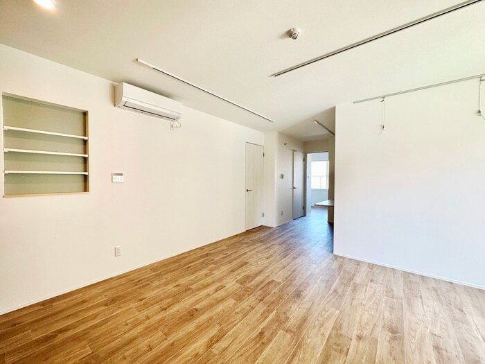 物件内観写真9　(居室)