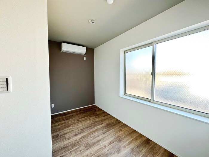 物件内観写真18　(居室)