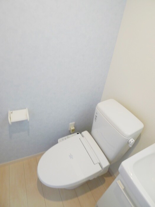 物件内観写真14　(トイレ)