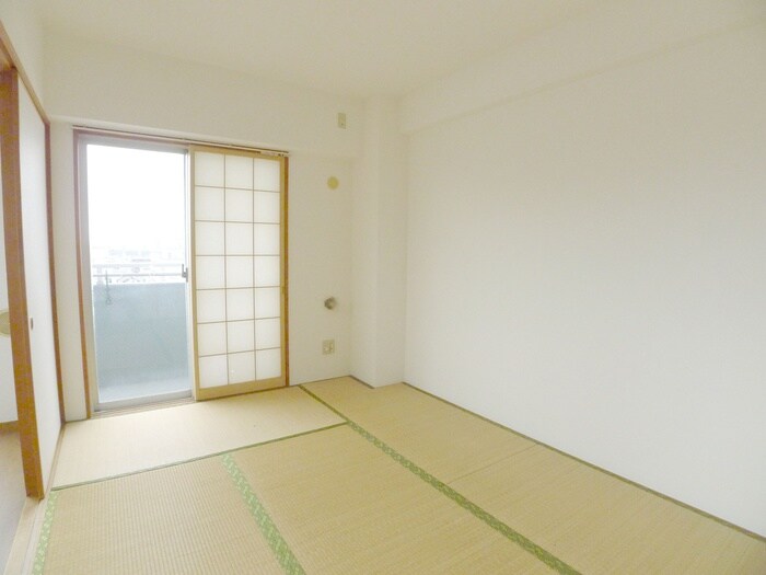 物件内観写真10　(居室)