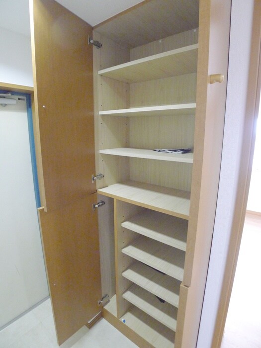 物件内観写真17　(靴箱)