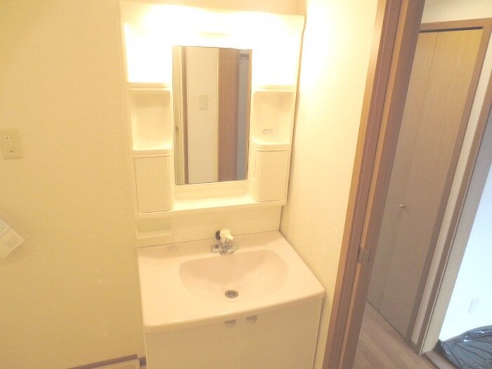 物件内観写真11　(洗面)