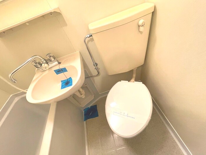 物件内観写真13　(トイレ)