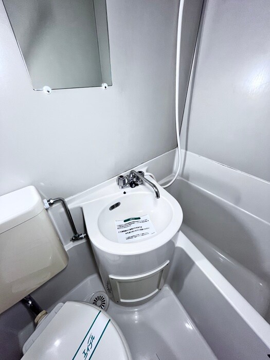 物件内観写真10　(洗面)