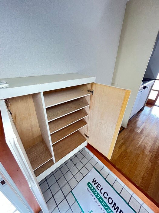 物件内観写真19　(靴箱)