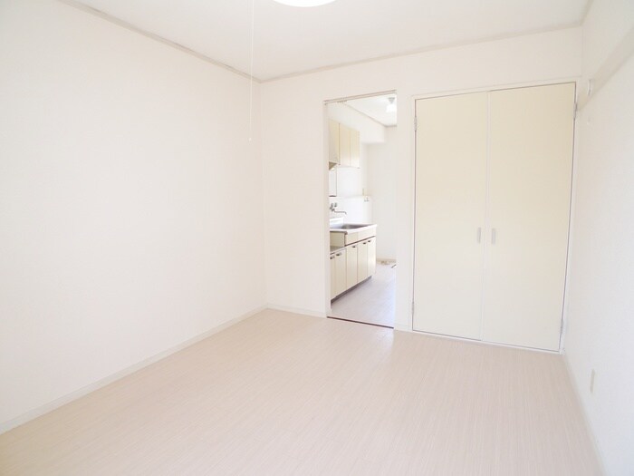 物件内観写真7　(居室)