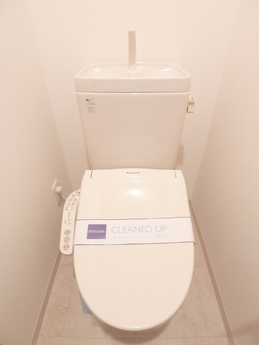 物件内観写真14　(トイレ)