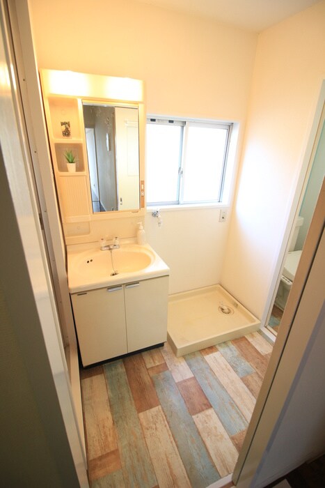 物件内観写真10　(洗面)