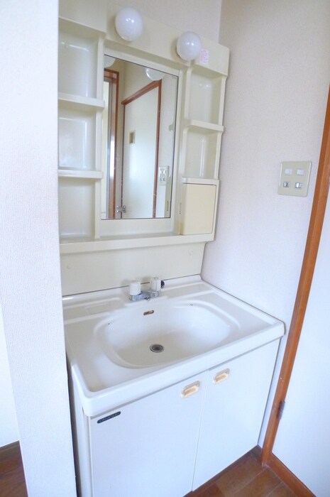 物件内観写真10　(洗面)