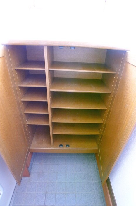 物件内観写真11　(靴箱)