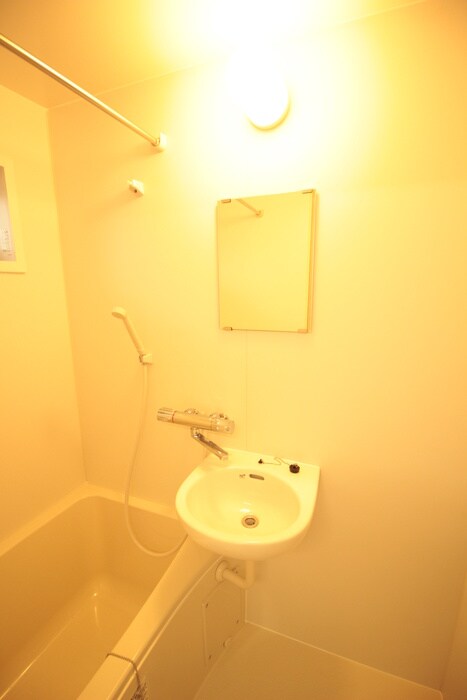 物件内観写真10　(洗面)