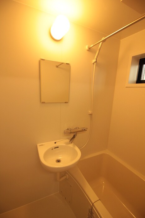 物件内観写真10　(洗面)